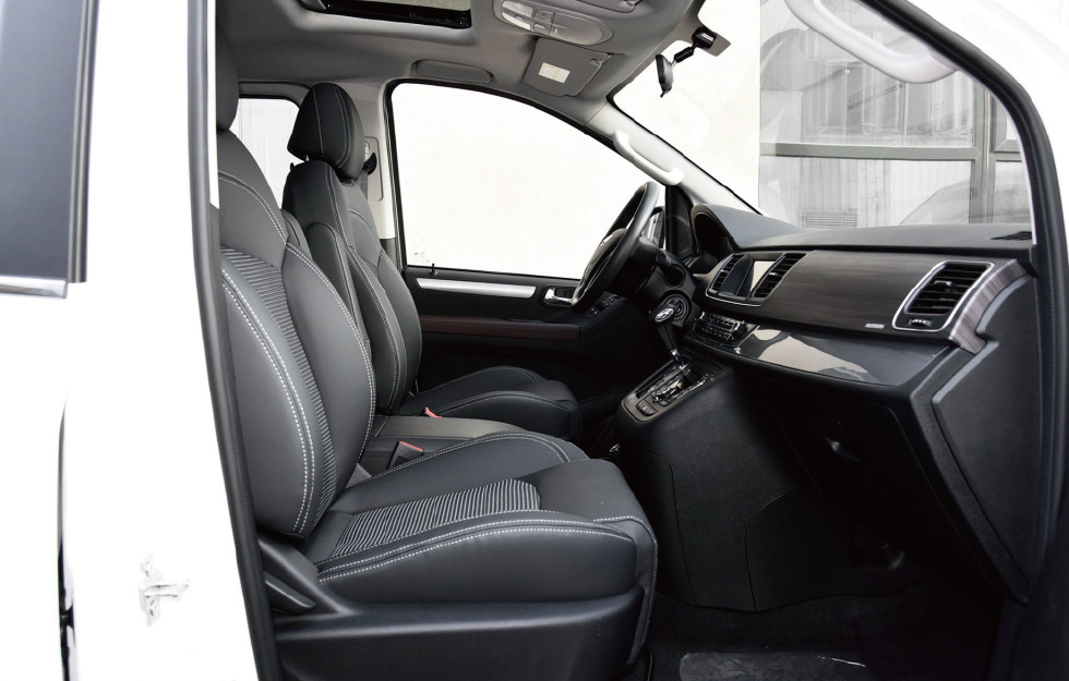 上汽邁克薩斯G10送血車(chē)