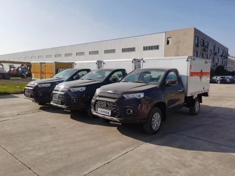 江鈴皮卡爆破器材運(yùn)輸車